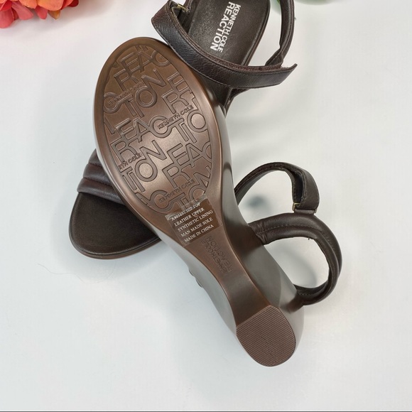 Kenneth Cole REACTION Hip Pop Wedge Sandals Chocolate 9M - Picture 3 of 14